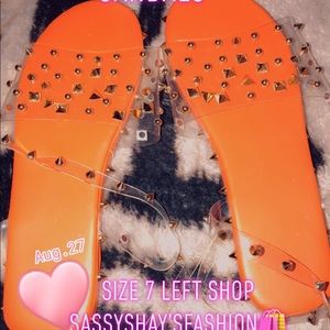 ℝ𝕀𝕍𝔼𝕋 𝕊ℙ𝕀𝕂𝔼𝔻 𝕊𝔸ℕ𝔻𝔸𝕃𝕊